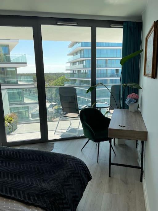 Apartament Z Widokiem Na Morze Miedzyzdroje Exterior foto